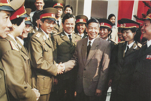 Nguyên Tổng Bí thư Lê Khả Phiêu: Nhà lãnh đạo trọn đời vì nước, vì dân
